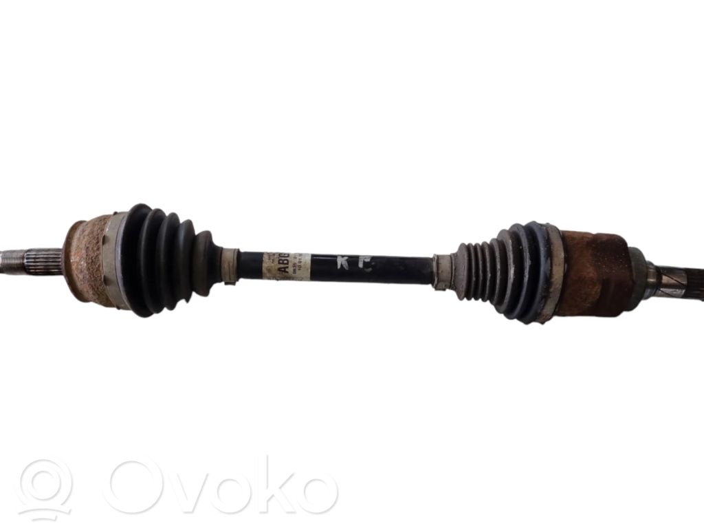 Opel Corsa E Priekinis pusašis 