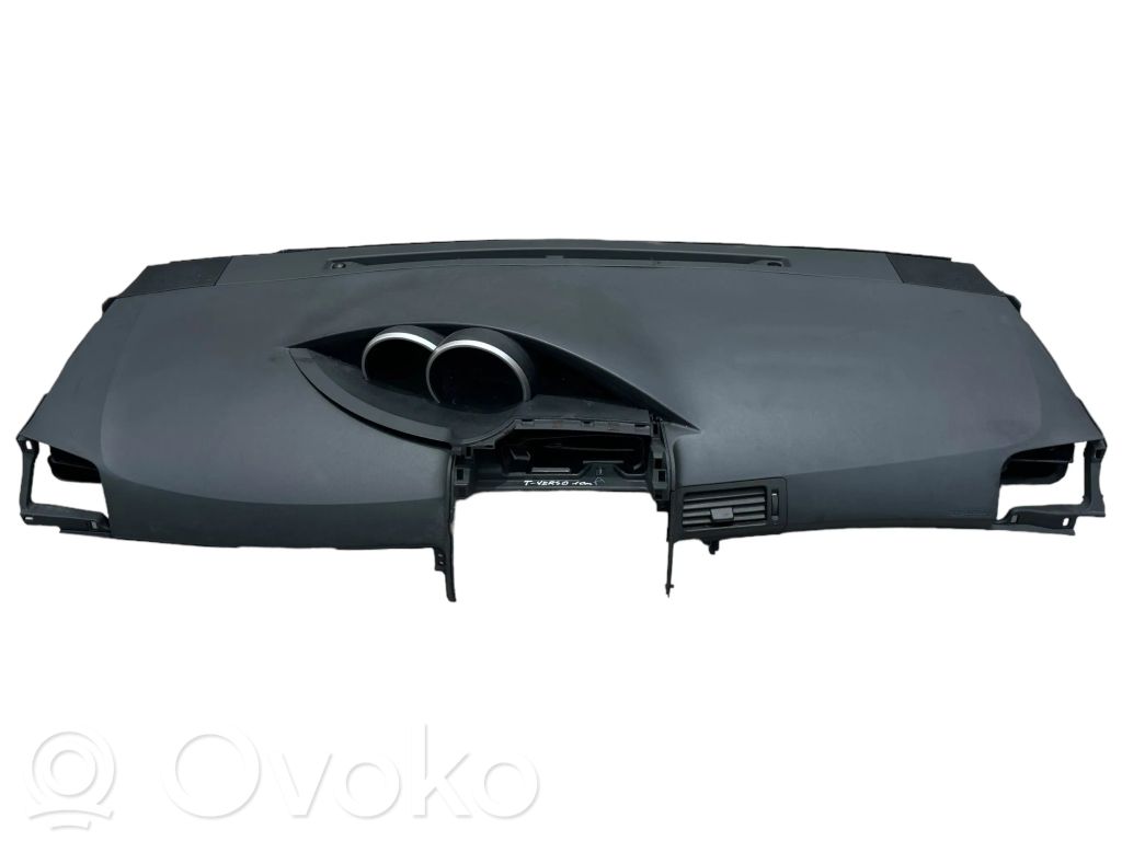 Toyota Verso Panelis 