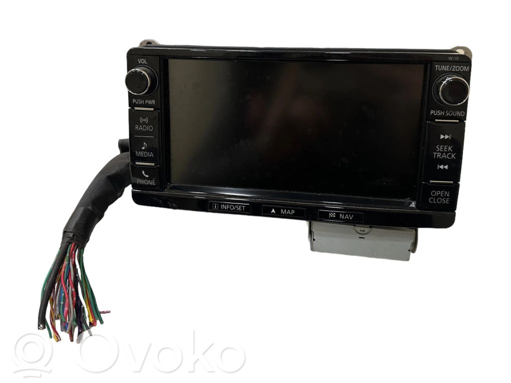 Mitsubishi Outlander Radio/CD/DVD/GPS head unit 