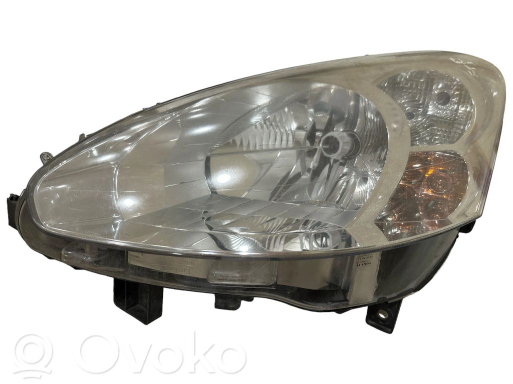 Peugeot Partner Rear/tail lights 