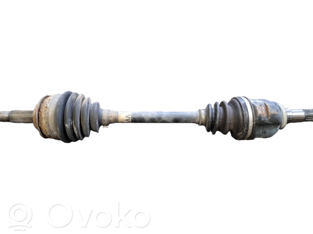 Toyota Yaris Półoś przednia 