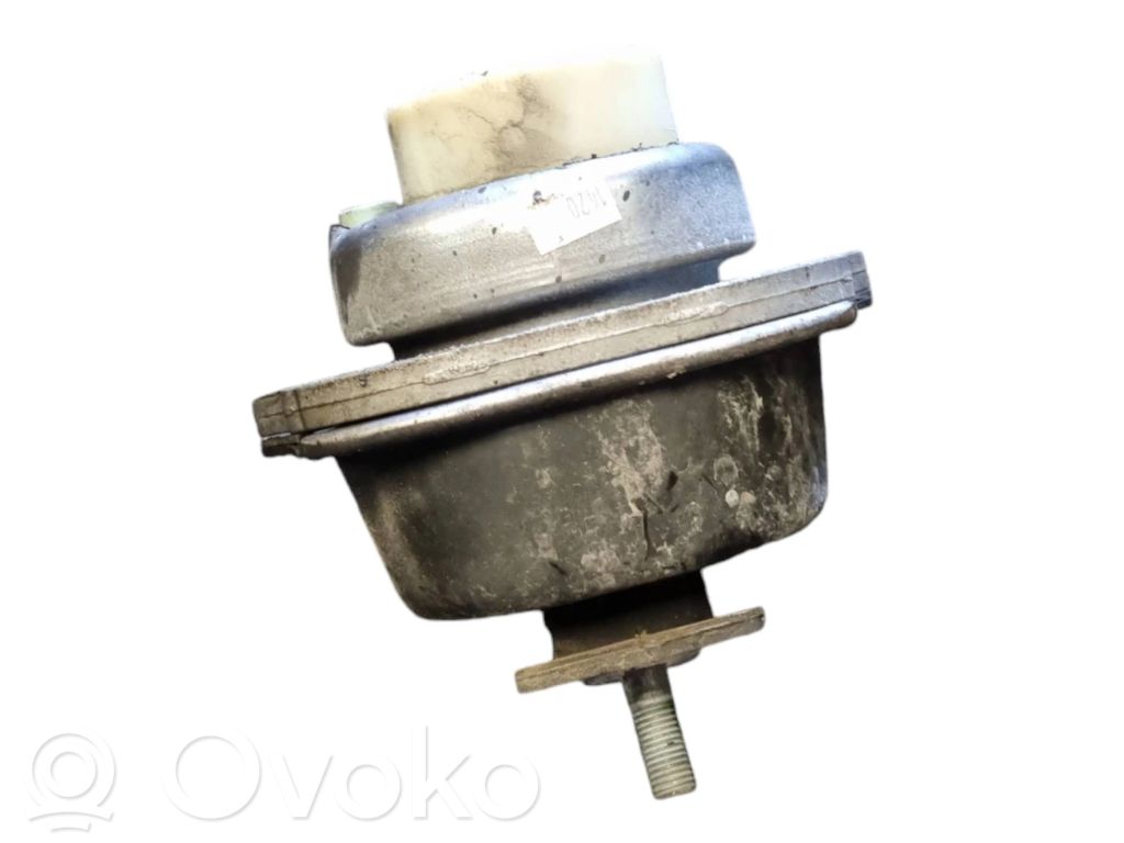 BMW X5 F15 Engine mount bracket 