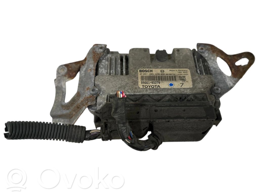 Toyota Yaris Engine control unit/module 