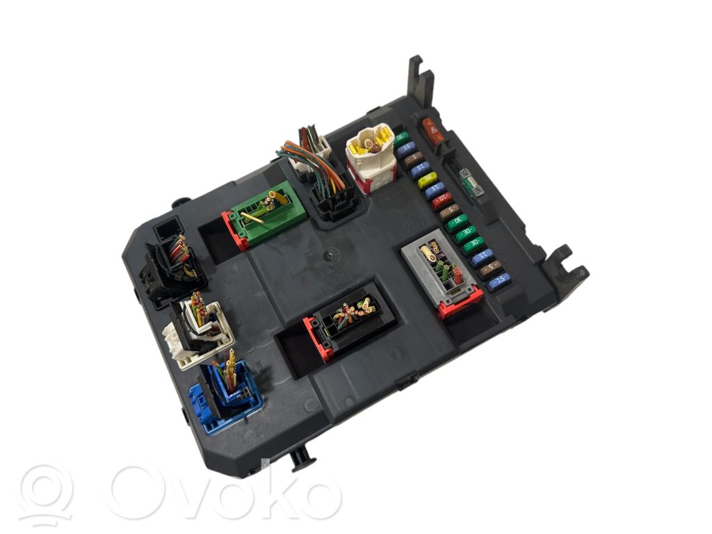 Citroen C3 Picasso Comfort/convenience module 