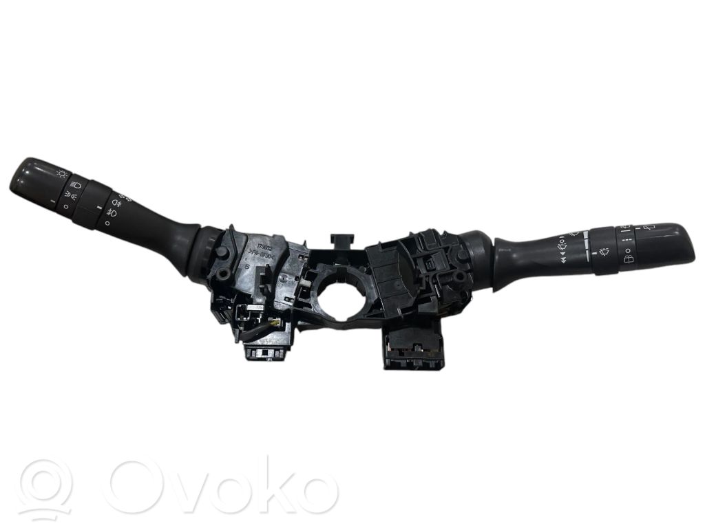 Toyota Auris 150 Wiper turn signal indicator stalk/switch 