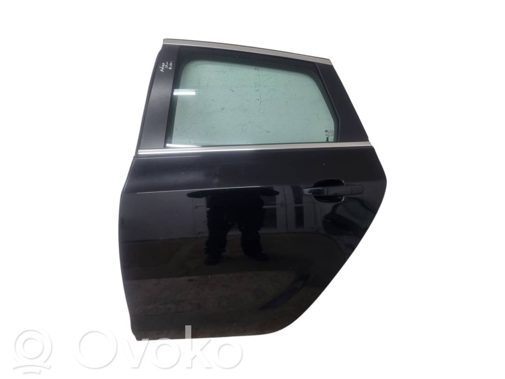 Opel Astra J Galinės durys 