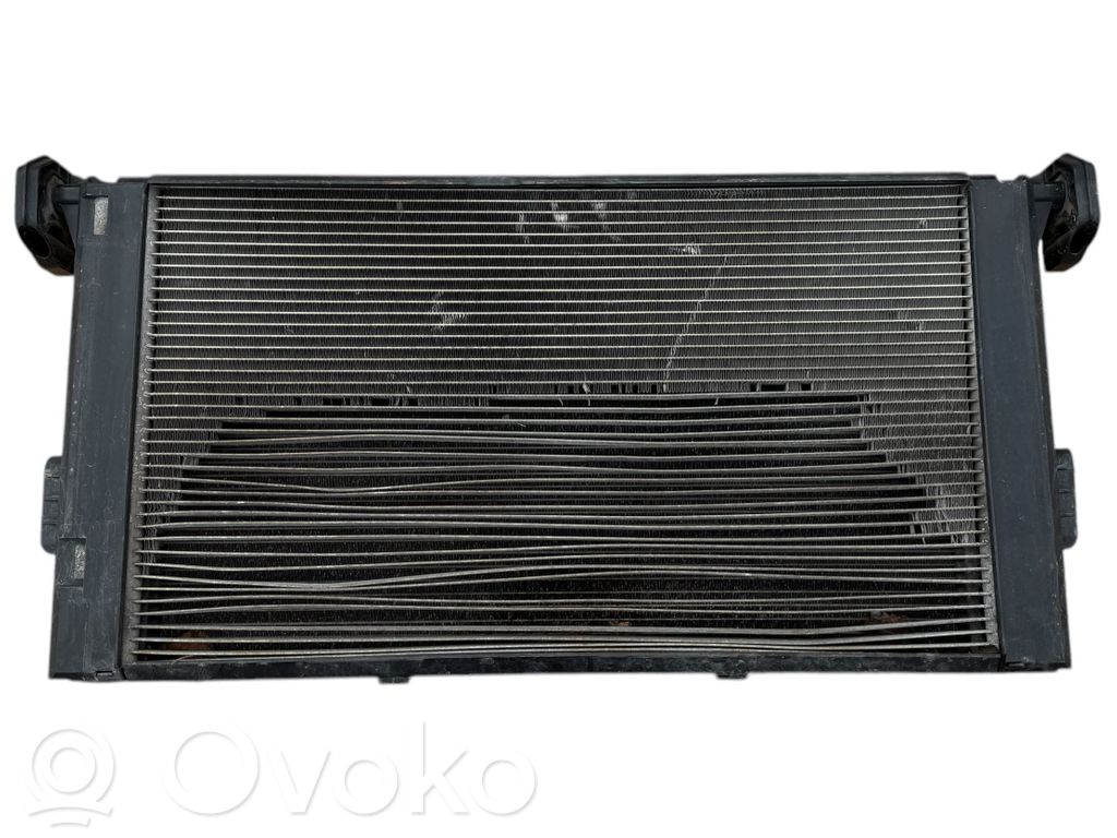 BMW i3 Coolant radiator 