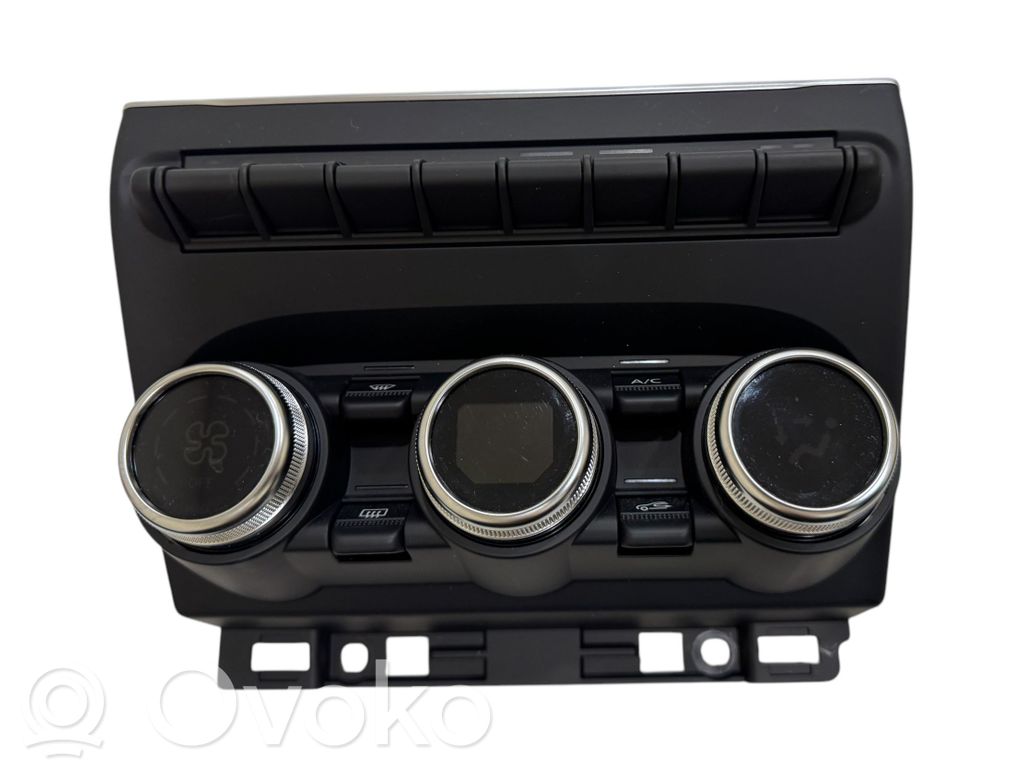 Renault Zoe Climate control unit 