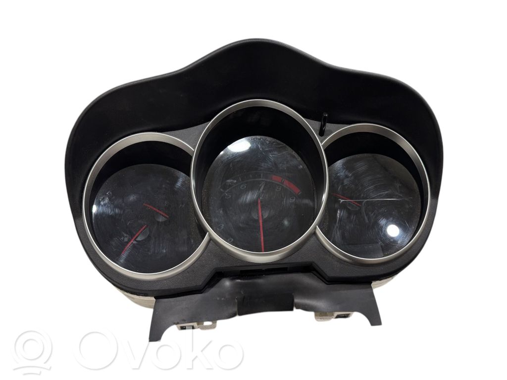 Speedometer (instrument cluster)   FE15C