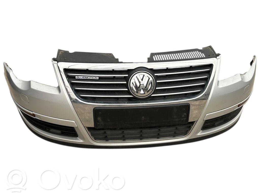Volkswagen PASSAT B6 Parachoques delantero 