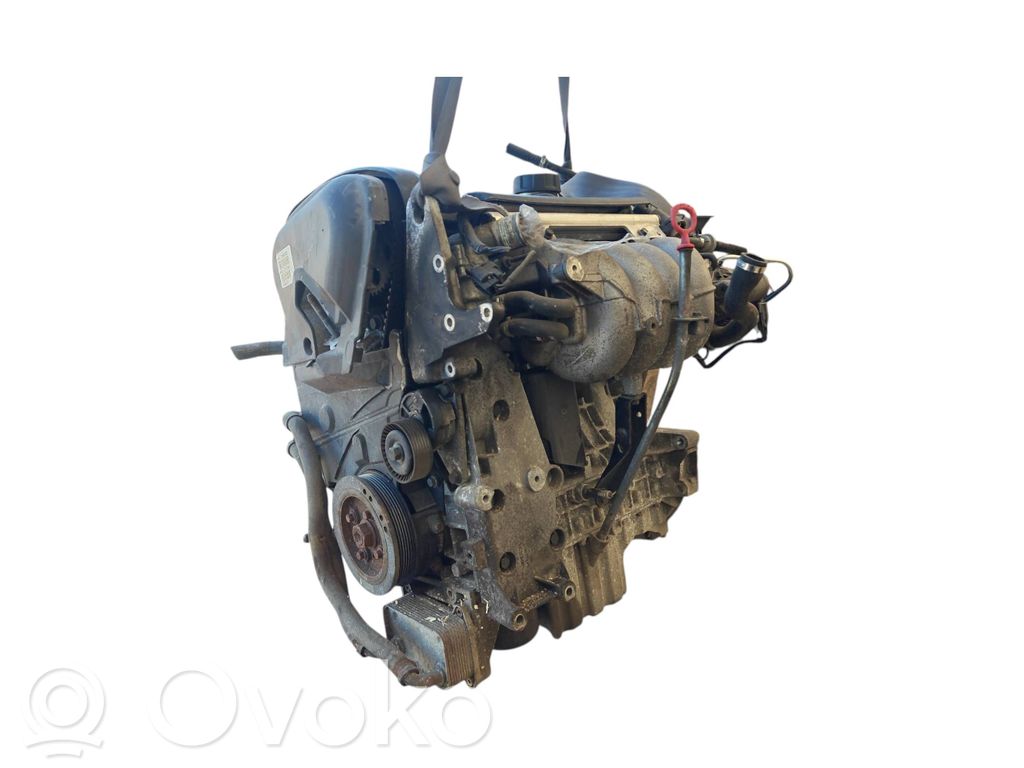 Volvo S40, V40 Двигатель 