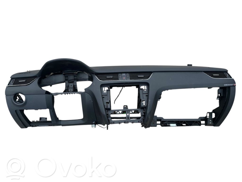 Skoda Octavia Mk3 (5E) Panel de instrumentos 