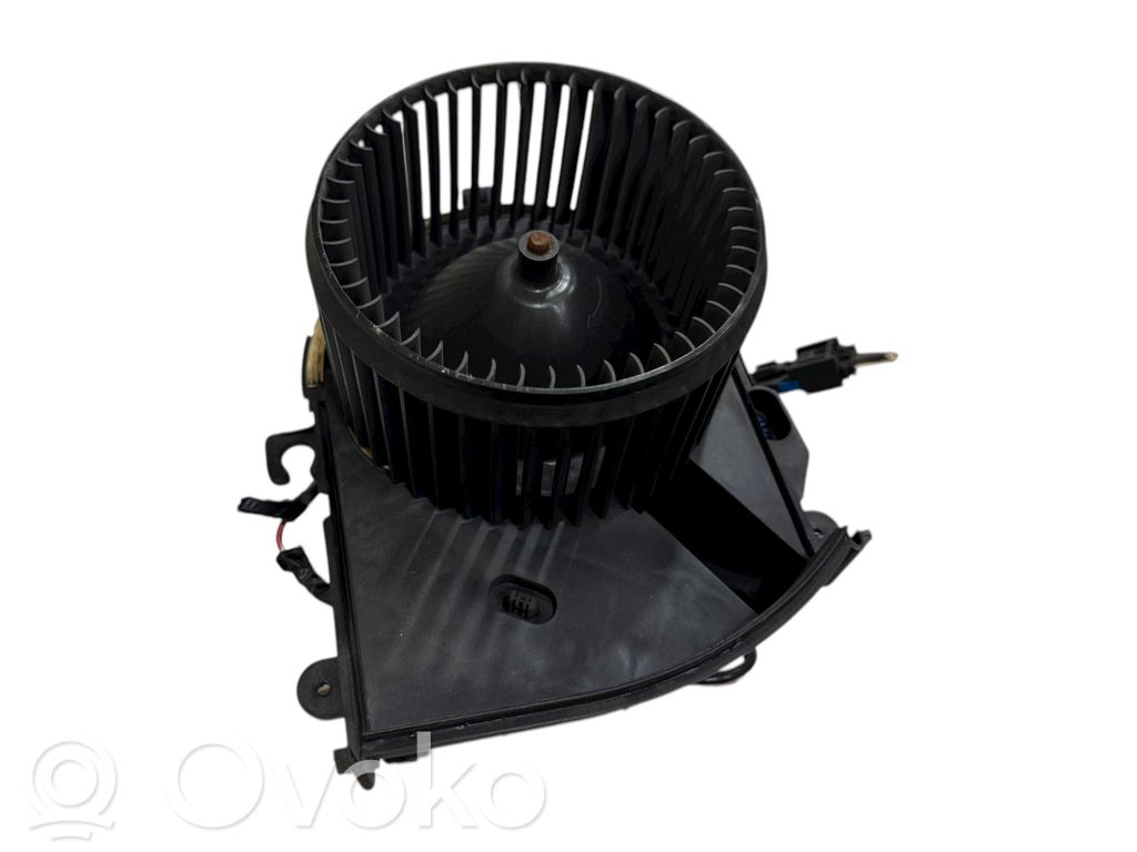 Peugeot Expert Mazā radiatora ventilators 