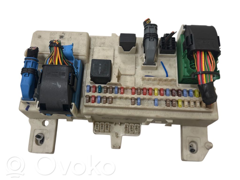 Volvo C30 Módulo de fusible 