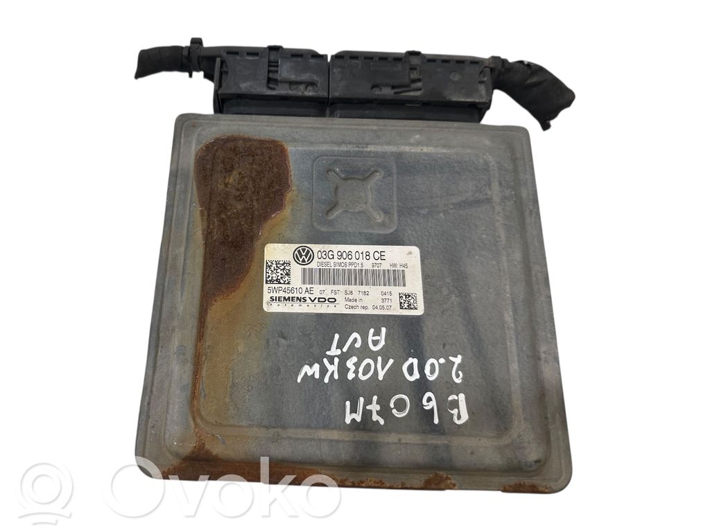 Volkswagen PASSAT B6 Engine control unit/module 