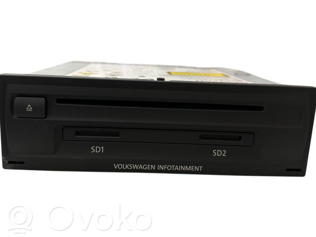 Volkswagen Golf VII Panel / Radioodtwarzacz CD/DVD/GPS 