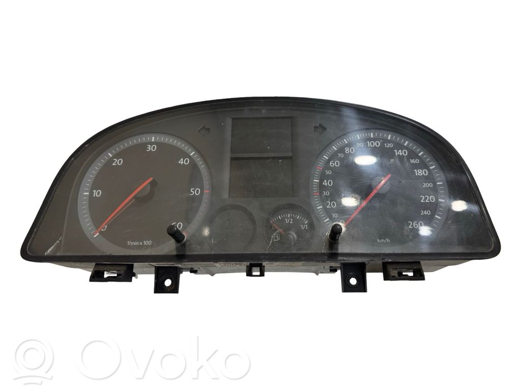 Volkswagen Caddy Spidometrs (instrumentu panelī) 