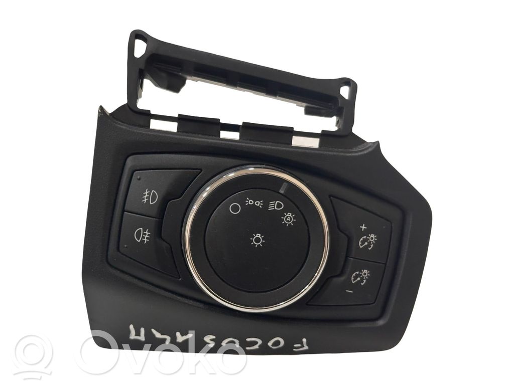 Ford Focus Light switch 