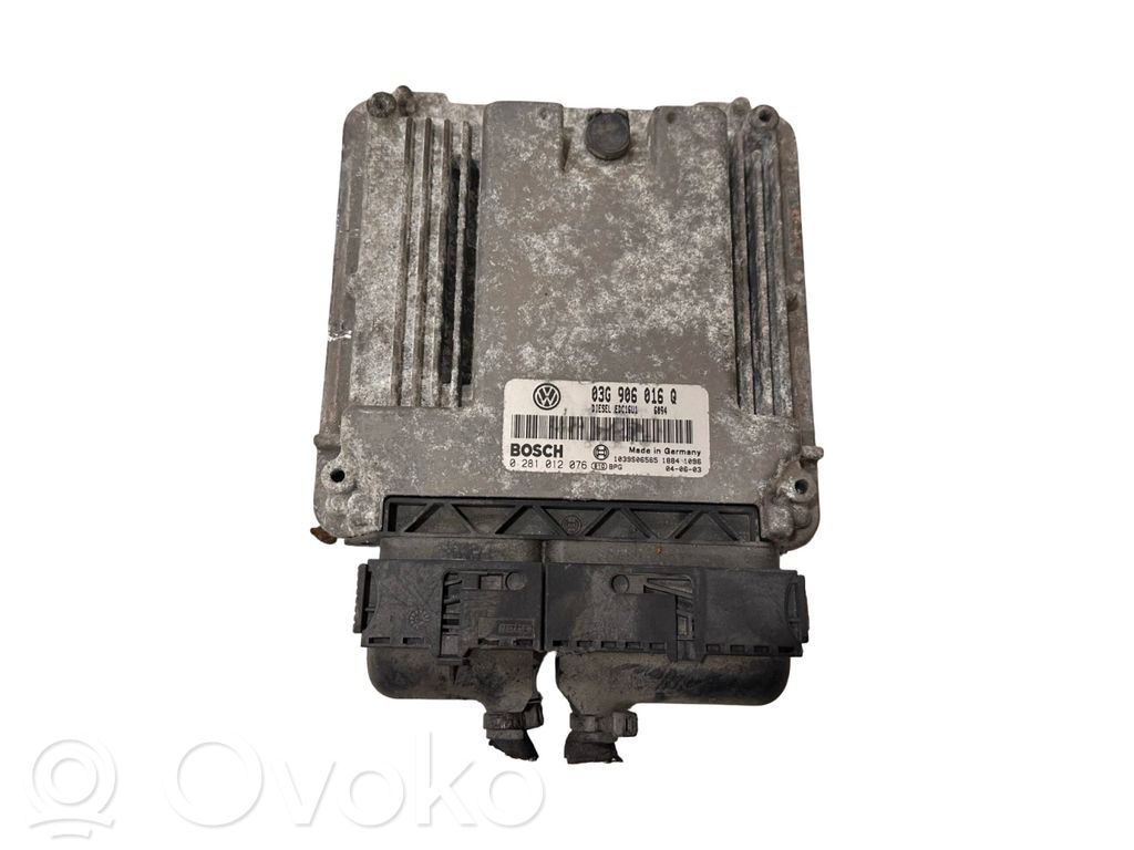 Volkswagen Golf V Engine control unit/module 