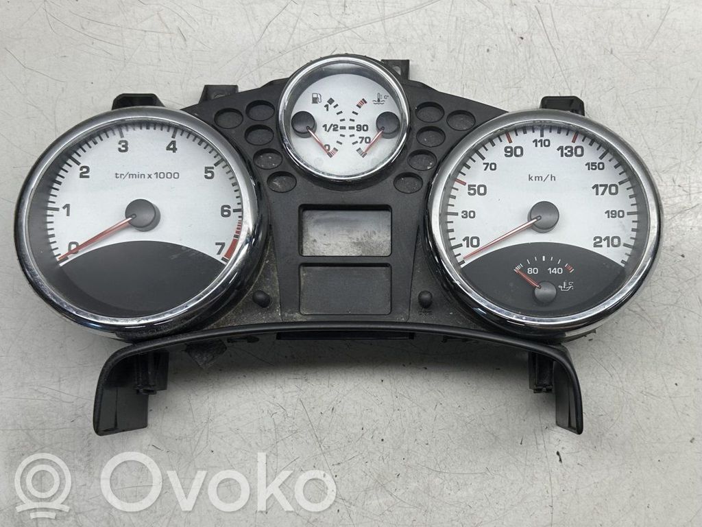 Peugeot 207 Speedometer (instrument cluster) 