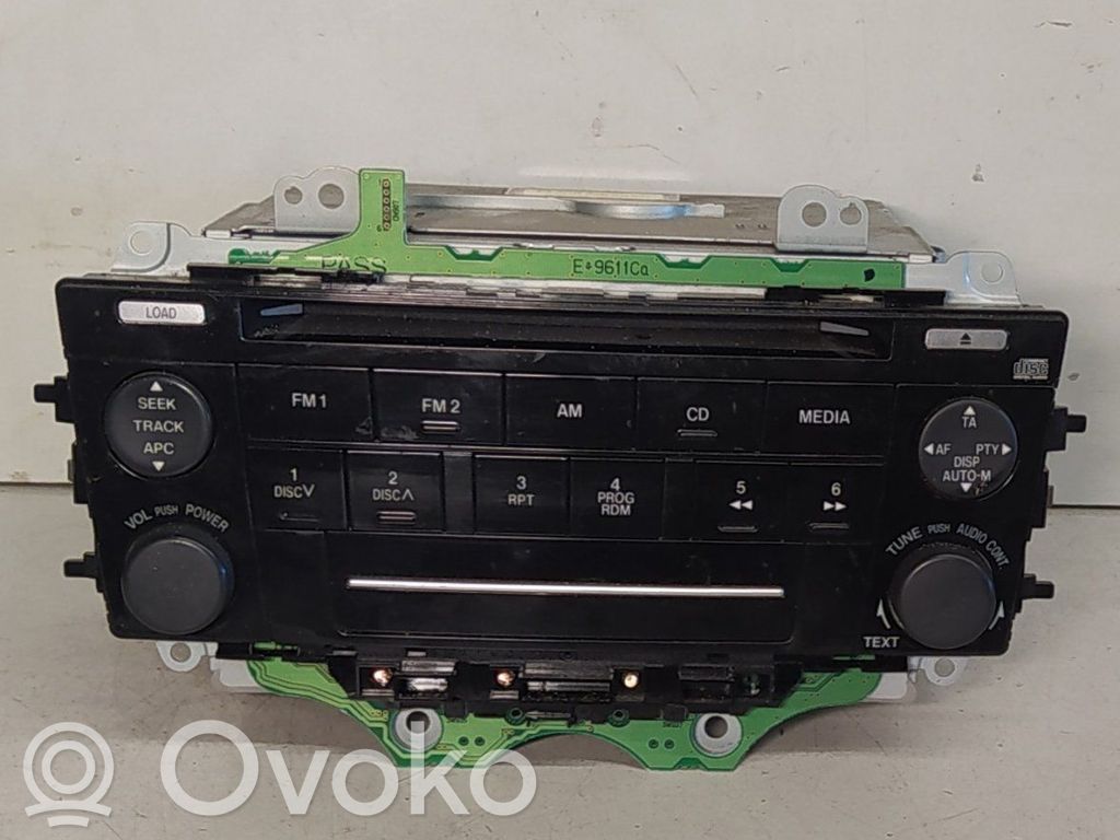 Radio / CD-Player / DVD-Player / Navigation