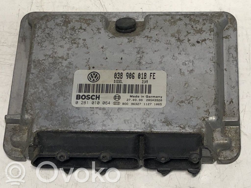 Volkswagen PASSAT B5.5 Engine control unit/module 