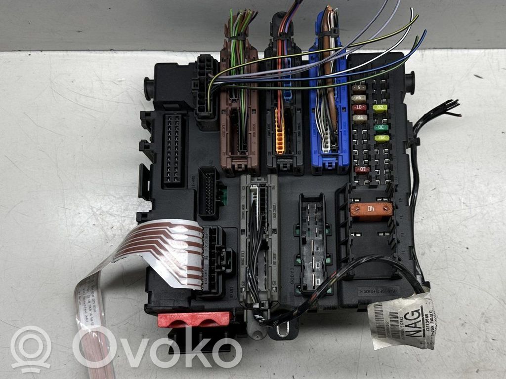 Opel Vectra C Drošinātāju kaste (komplekts) 