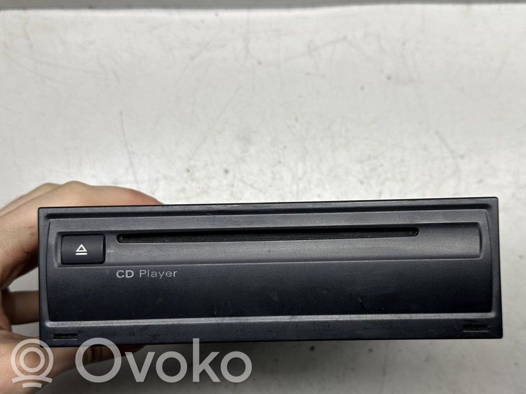 Audi A6 S6 C6 4F CD/DVD changer 