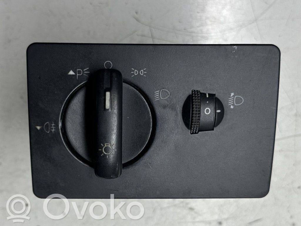 Ford Focus Lukturu slēdzis 
