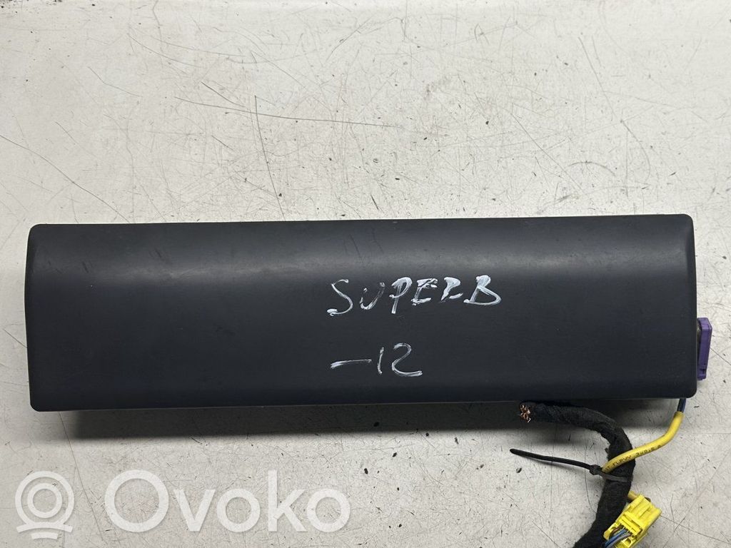 Skoda Superb B6 (3T) Poduszka powietrzna Airbag chroniąca kolana 
