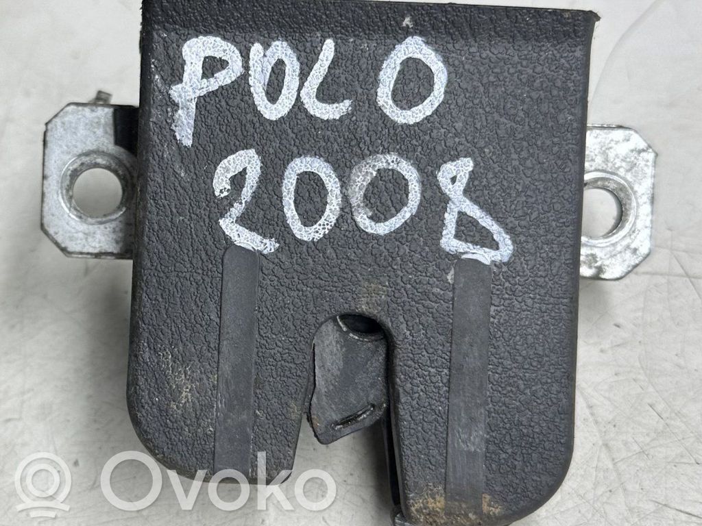 Volkswagen Polo IV 9N3 Tailgate/trunk/boot lock/catch/latch 