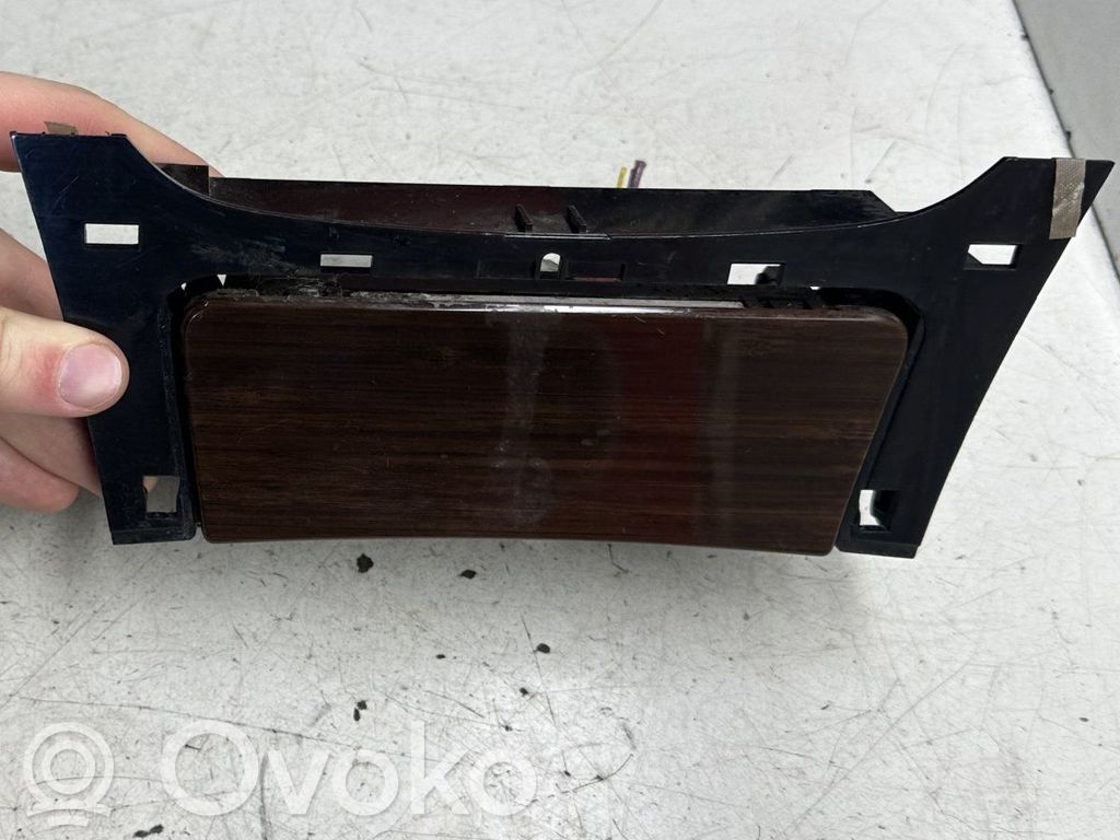 Opel Insignia A Popielniczka deski rozdzielczej 