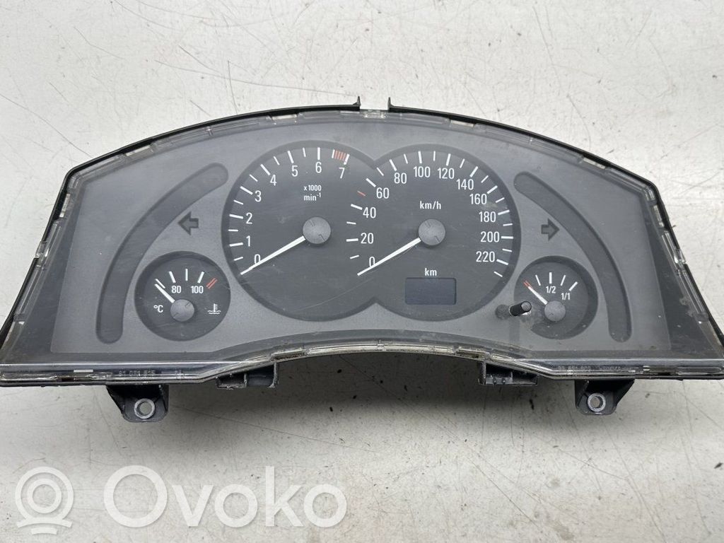 Opel Meriva A Speedometer (instrument cluster) 