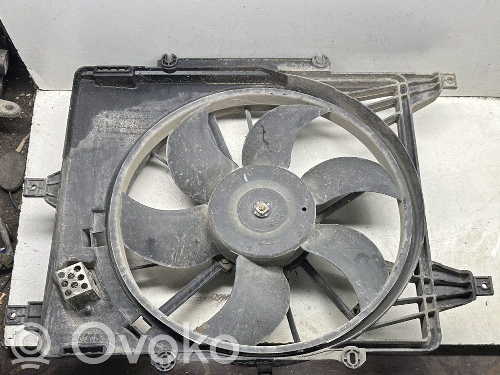 Renault Clio II Jäähdyttimen jäähdytinpuhallin 