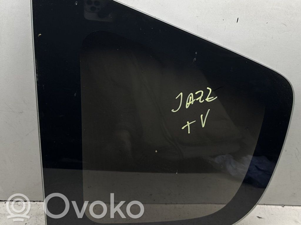 Rear side window