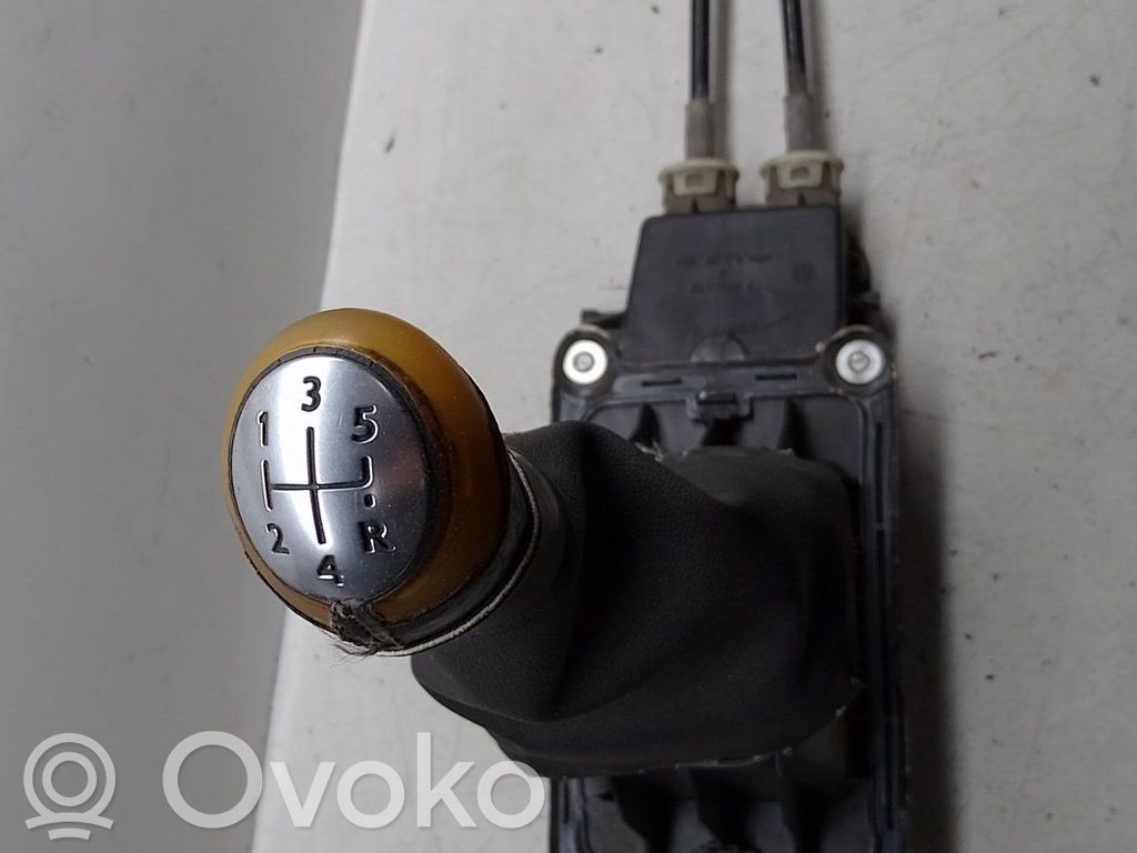 Renault Clio III Gear shifter/selector 