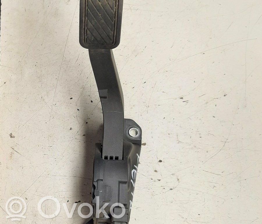 Ford Fiesta Pedał gazu / przyspieszenia 