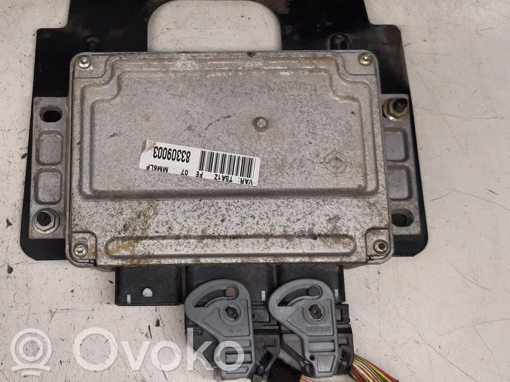 Peugeot 307 Engine control unit/module 