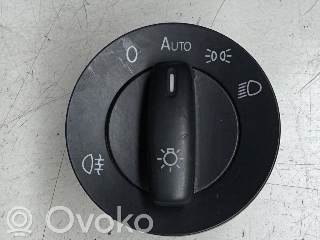 Interruptor de luz   1K0941431BL