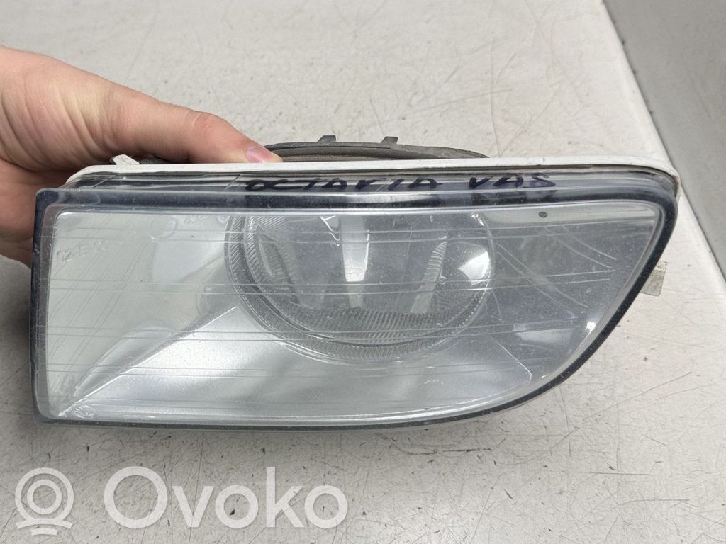 Światło przeciwmgłowe przednie   VP4SHX15201B,1Z0941699A