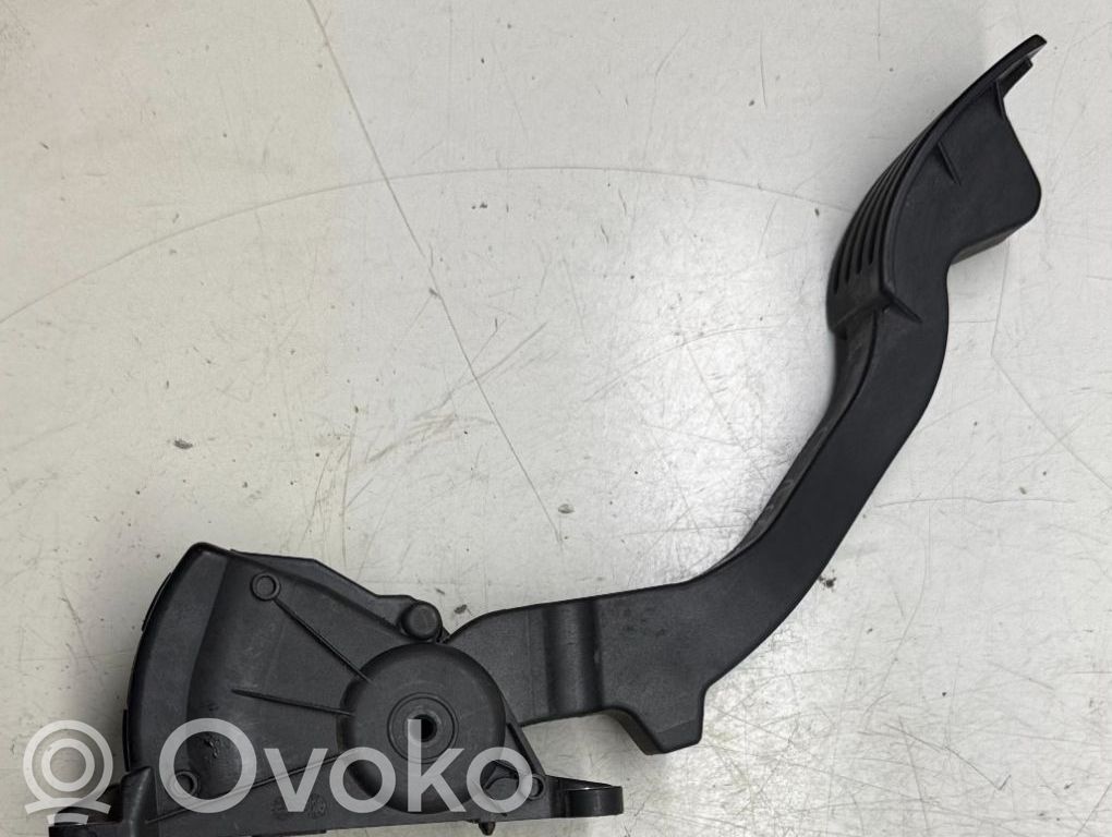 Ford C-MAX I Akceleratoriaus pedalas 