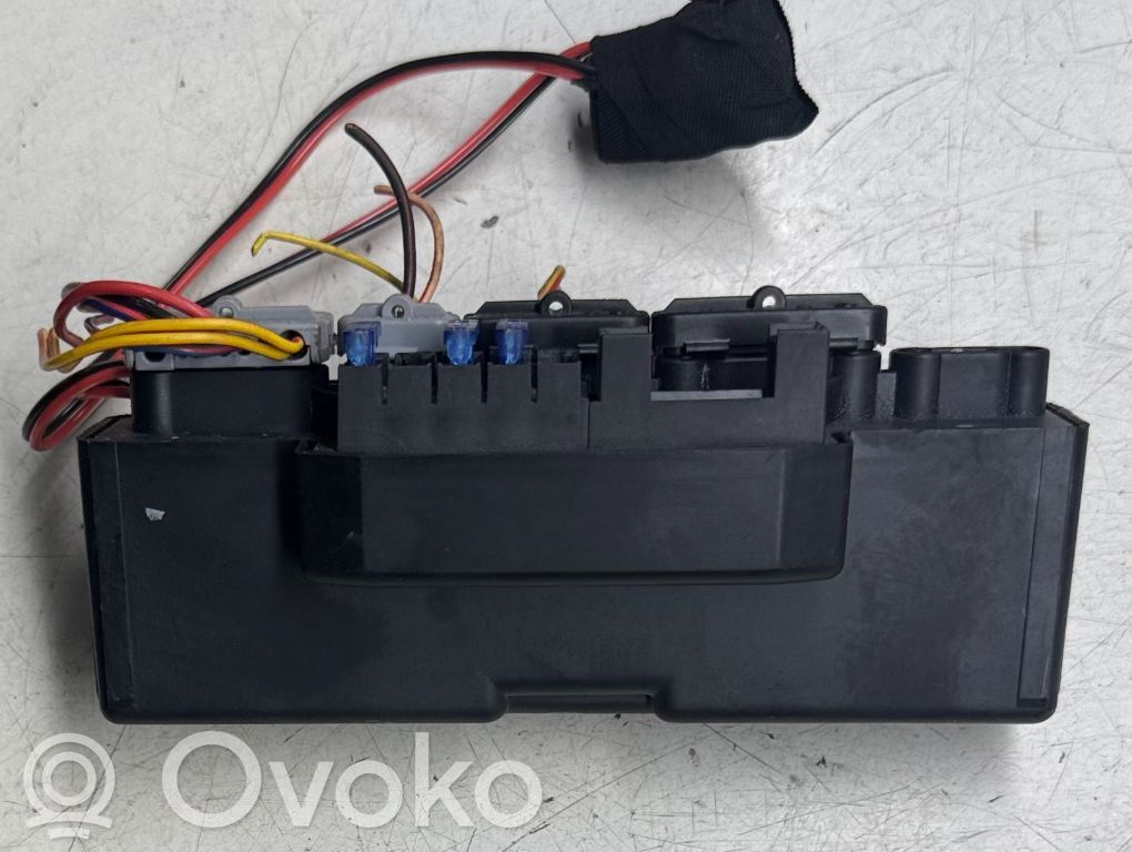 Mercedes-Benz E W210 Fuse box set 