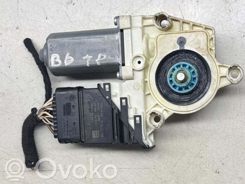 Volkswagen PASSAT B6 Silniczek podnoszenia szyby drzwi tylnych 