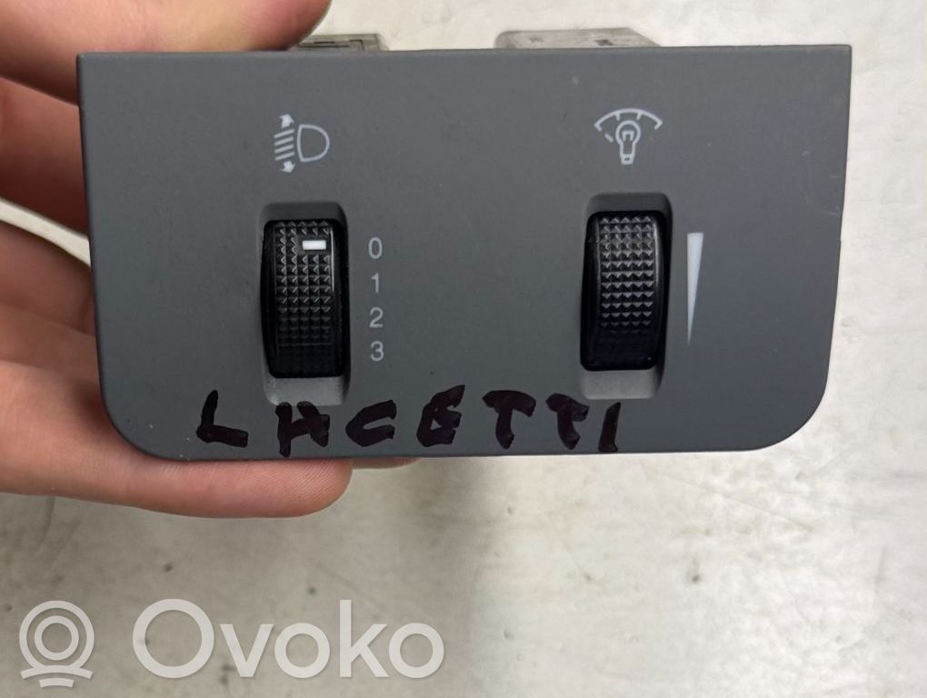 Chevrolet Lacetti Headlight level height control switch 