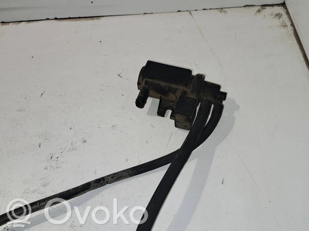 Válvula de vacío   A0051535528,70078200,01T335