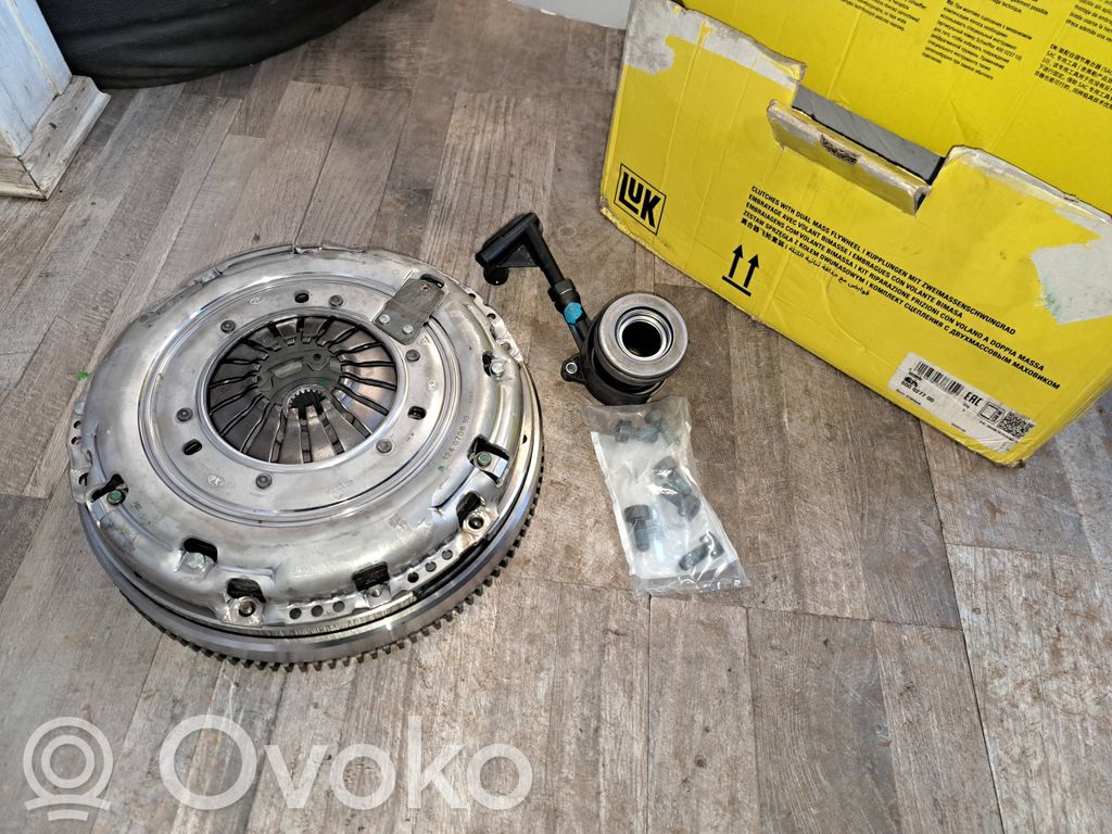 Volvo V50 Sankabos komplektas 
