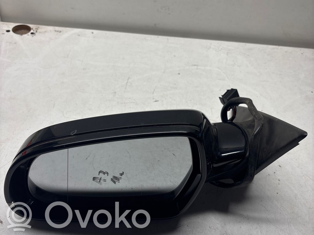 Audi A3 S3 A3 Sportback 8P Front door electric wing mirror 