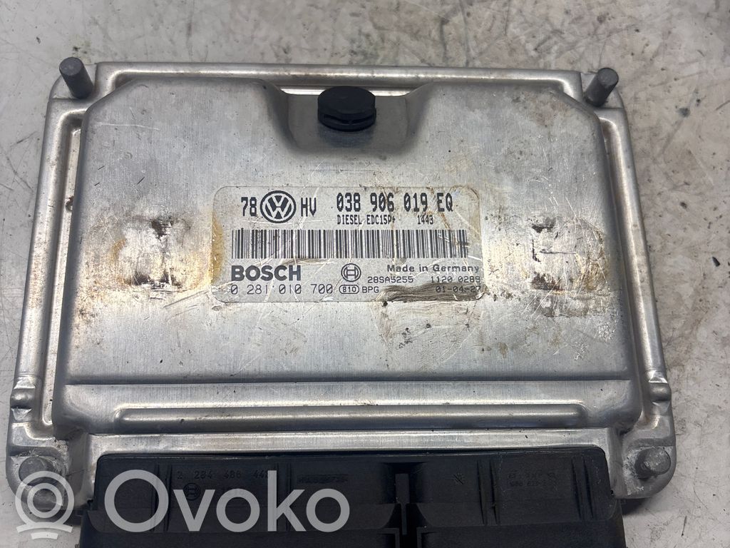 Volkswagen PASSAT B5.5 Engine control unit/module 