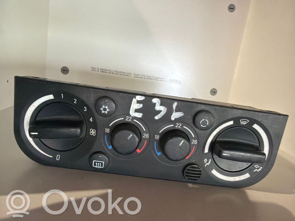 BMW 3 E36 Centralina del climatizzatore 