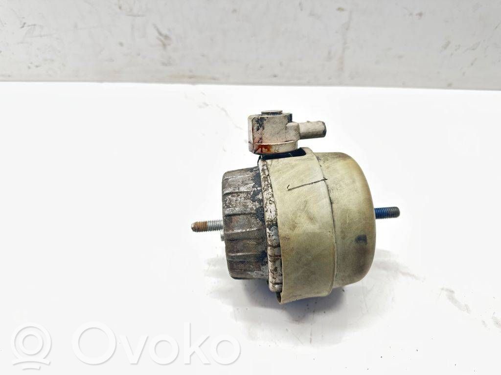 Audi A6 Allroad C6 Engine mount bracket 